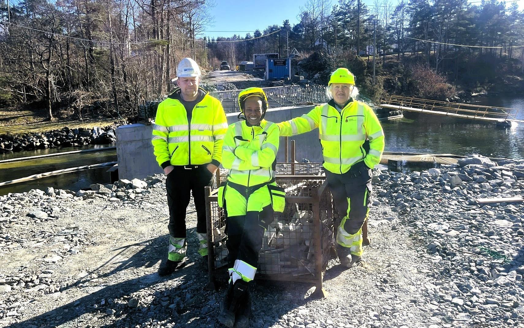 Arbeidere på anleggsområdet for ny sykkelsti